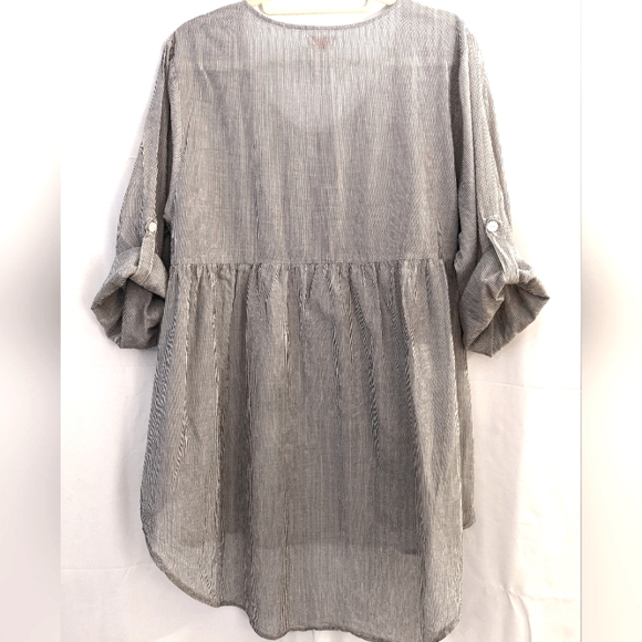 Tulip Brand Women's Tunic Top W/ Tab Sleeves Cotton Size M Black /White Stripes - Picture 2 of 9